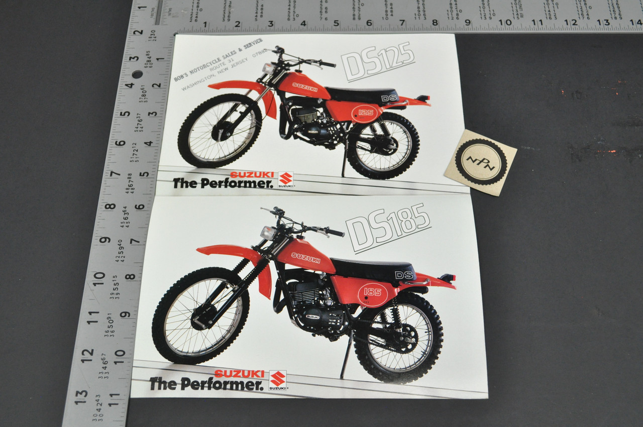 Vintage Suzuki DS125 T DS185 T Motorcycle Dealer Brochure 1980 NOS Dealer Stamp