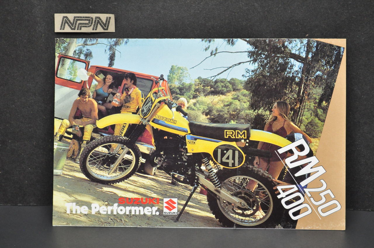VTG Suzuki RM250 T RM400 T Motorcycle Dealer Brochure 1980 NOS Dealer Stamp