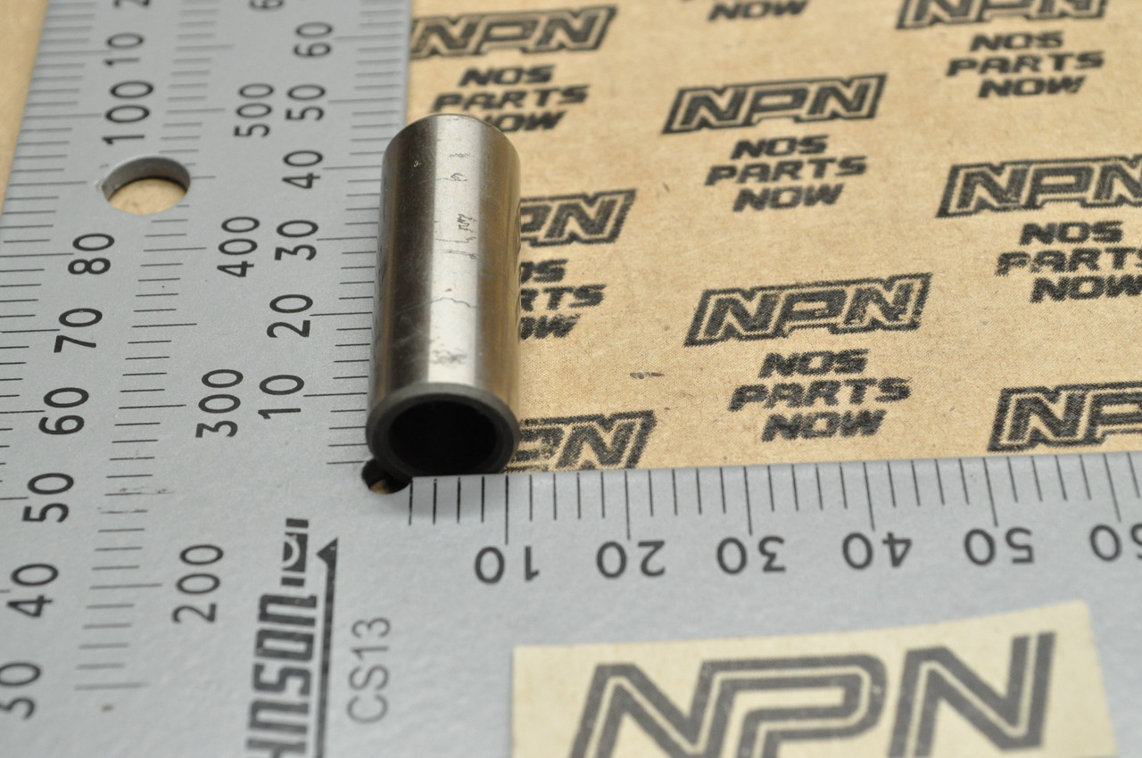 NOS Honda S65 CL125 A SS125 Piston Pin 13111-035-000