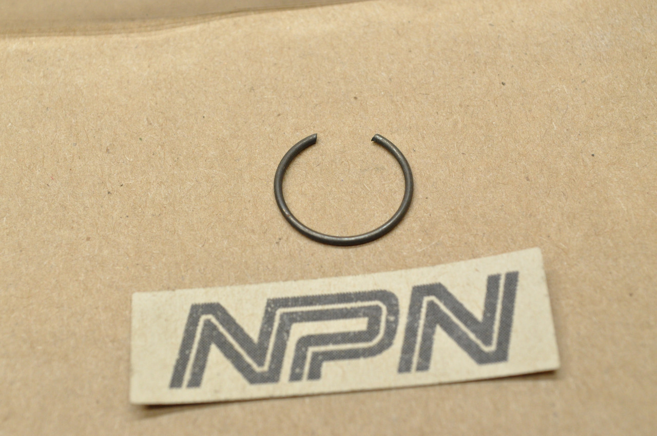 NOS Honda ATC90 CB100 CB92 CL90 CT90 S90 SL90 ST90 XL100 Circlip 13115-200-000