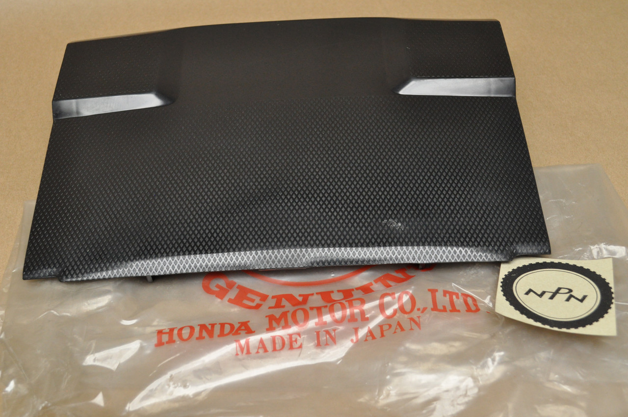NOS Honda 1982-84 ATC200 Big Red 84-85 ATC200M Tool Box Lid Cover 80211-958-681
