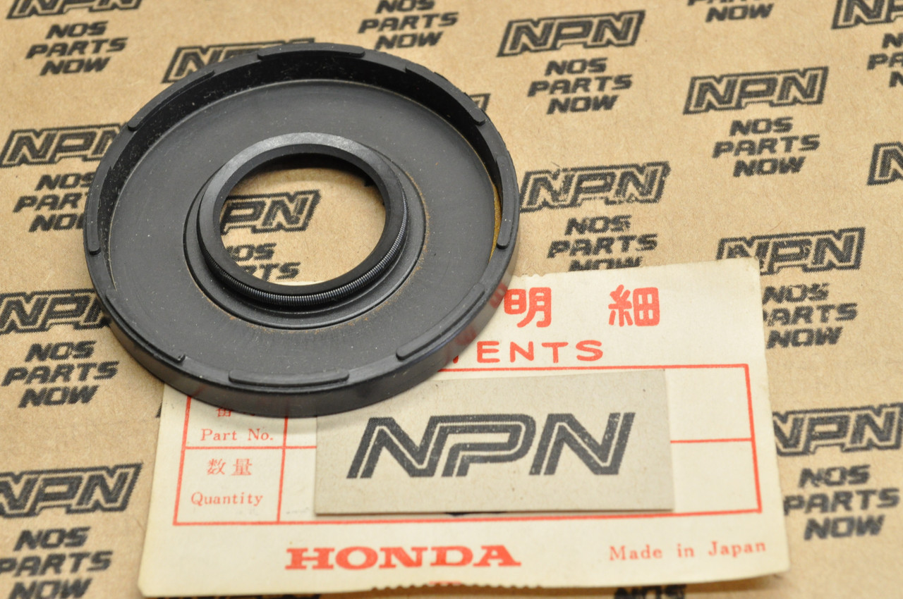 NOS Honda CB750F CB750 K0-K5 Oil Seal 25x62x7 91205-300-005