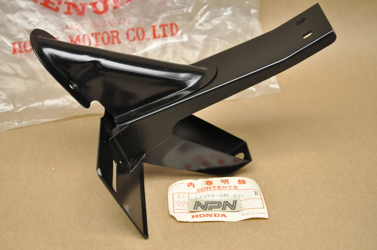NOS Honda Z50 A K2 Black Tail Light Number Plate Mount Bracket 84700-045-671 B
