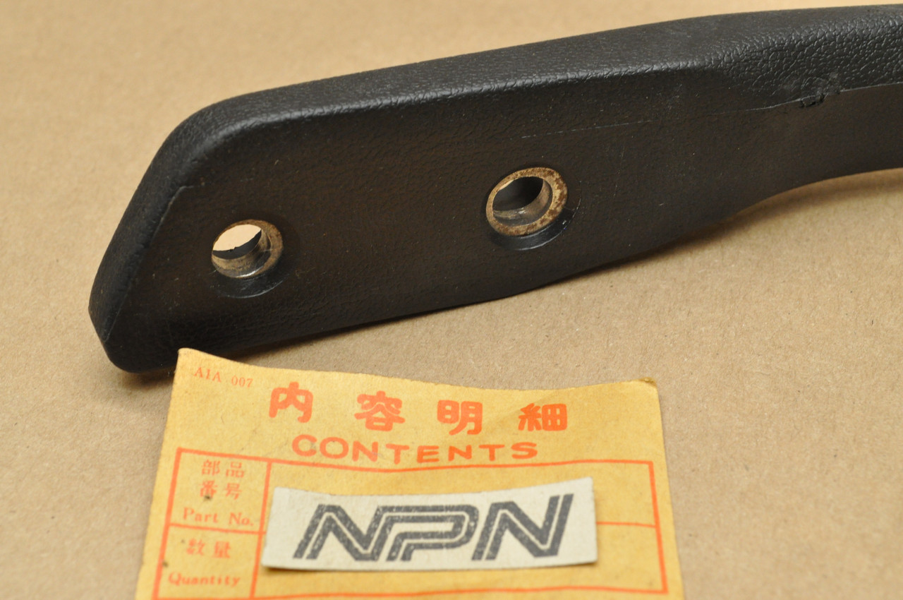 NOS Honda 1981-82 GL500 1983 GL650 Rear Seat Grab Rail Bar 77320-MA1-000