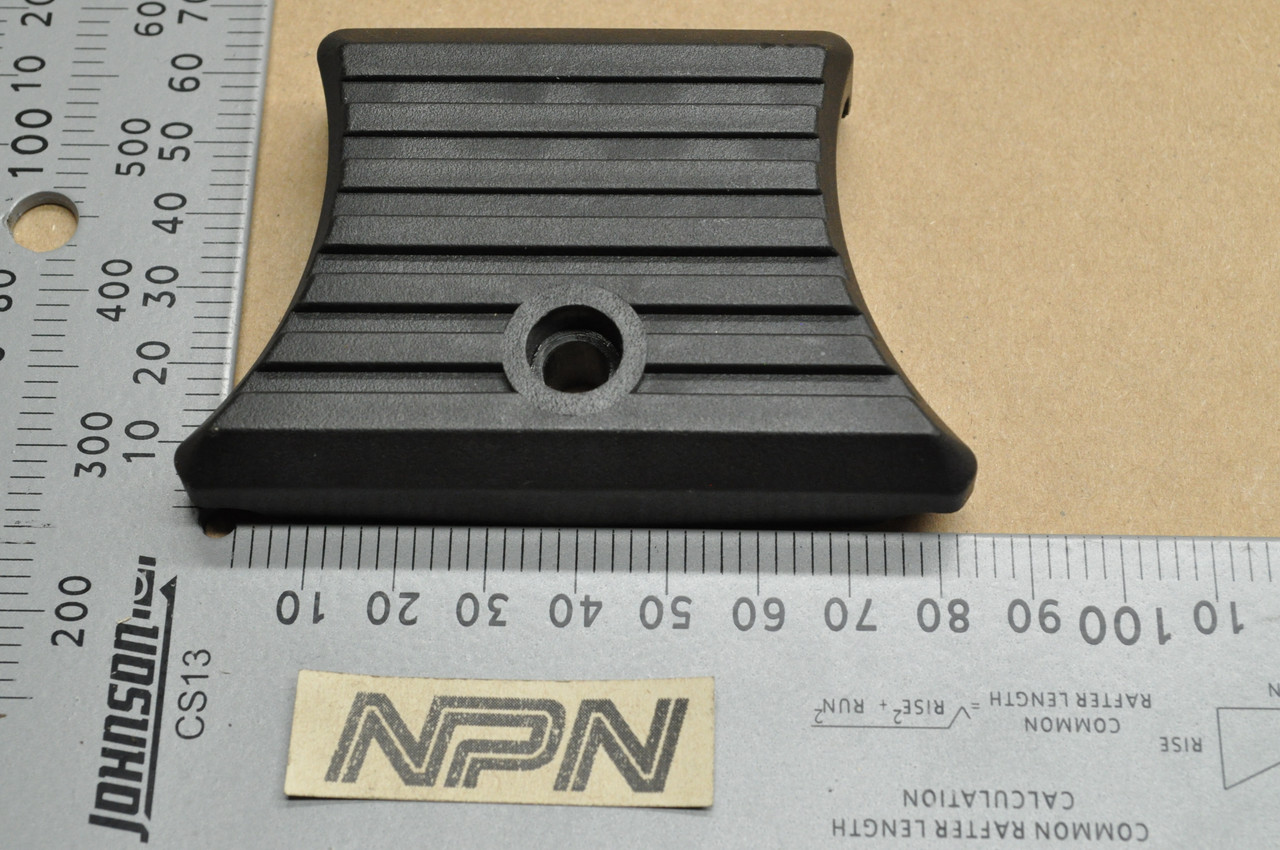 NOS Honda CB750 F CB750L CB900 F GL500 GL650 Horn Cover Emblem 38111-438-000