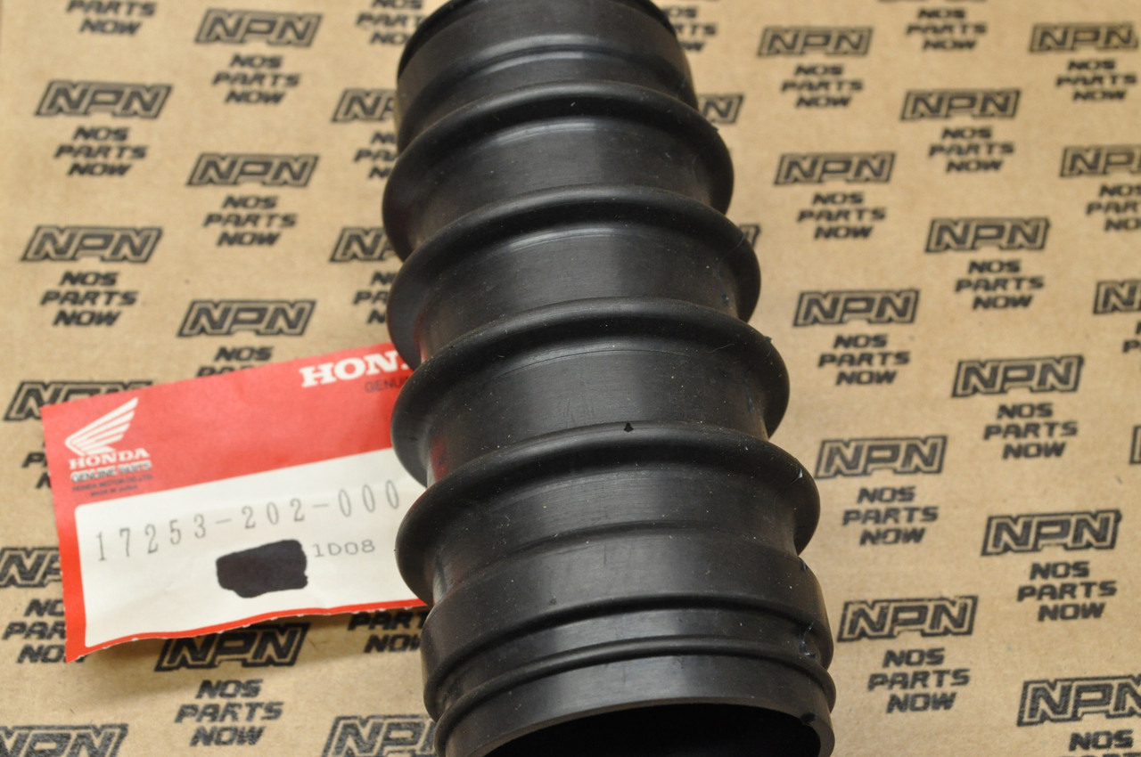 NOS Honda CA160 CA95 CB92 Air Filter Cleaner Boot Tube 17253-202-000