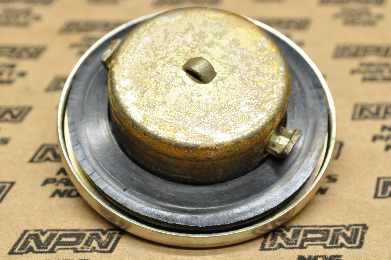 NOS Honda CB400 CB550 CB750 CB750F CX500 Gas Tank Filler Cap 17620-377-720