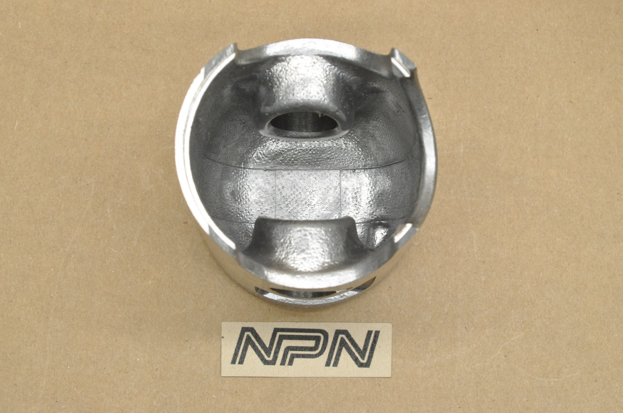 NOS Honda 1981-83 CR250 R Elsinore Standard Size Piston 13100-KA4-711