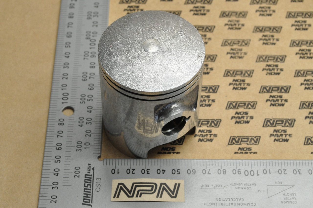 NOS Honda 1981-83 CR250 R Elsinore Standard Size Piston 13100-KA4-711