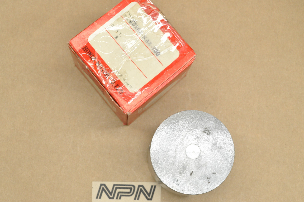 NOS Honda 1982 CR125 R Piston .25 Oversize 13102-KA3-700