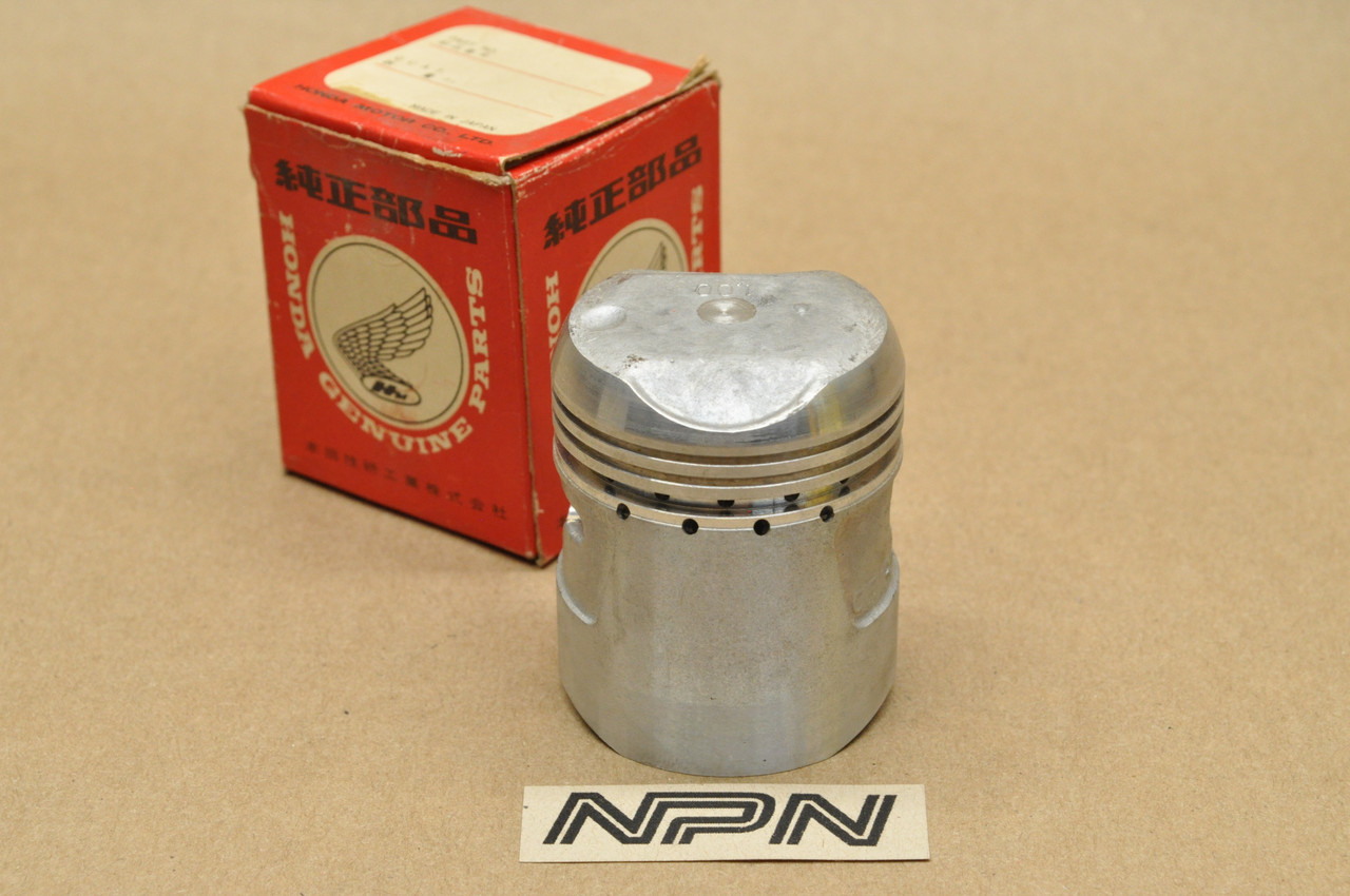 NOS Honda S65 Piston 1.00 Oversize 13105-035-000