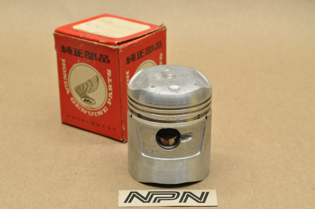 NOS Honda S65 Piston 1.00 Oversize 13105-035-000