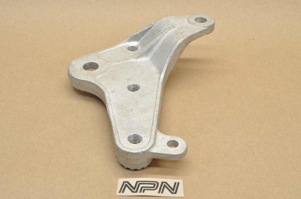 NOS Honda CB72 CB77 Left Foot Rest Peg Step Arm Bracket 50652-268-010