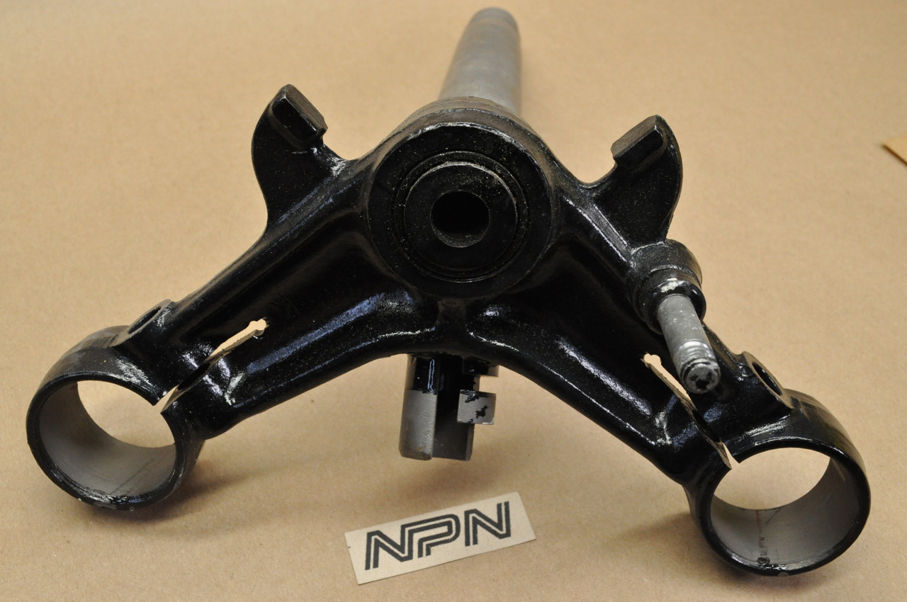 NOS Honda CL77 CL72 Steering Stem Triple Tree Bridge Fork Clamp 53200-273-000 B
