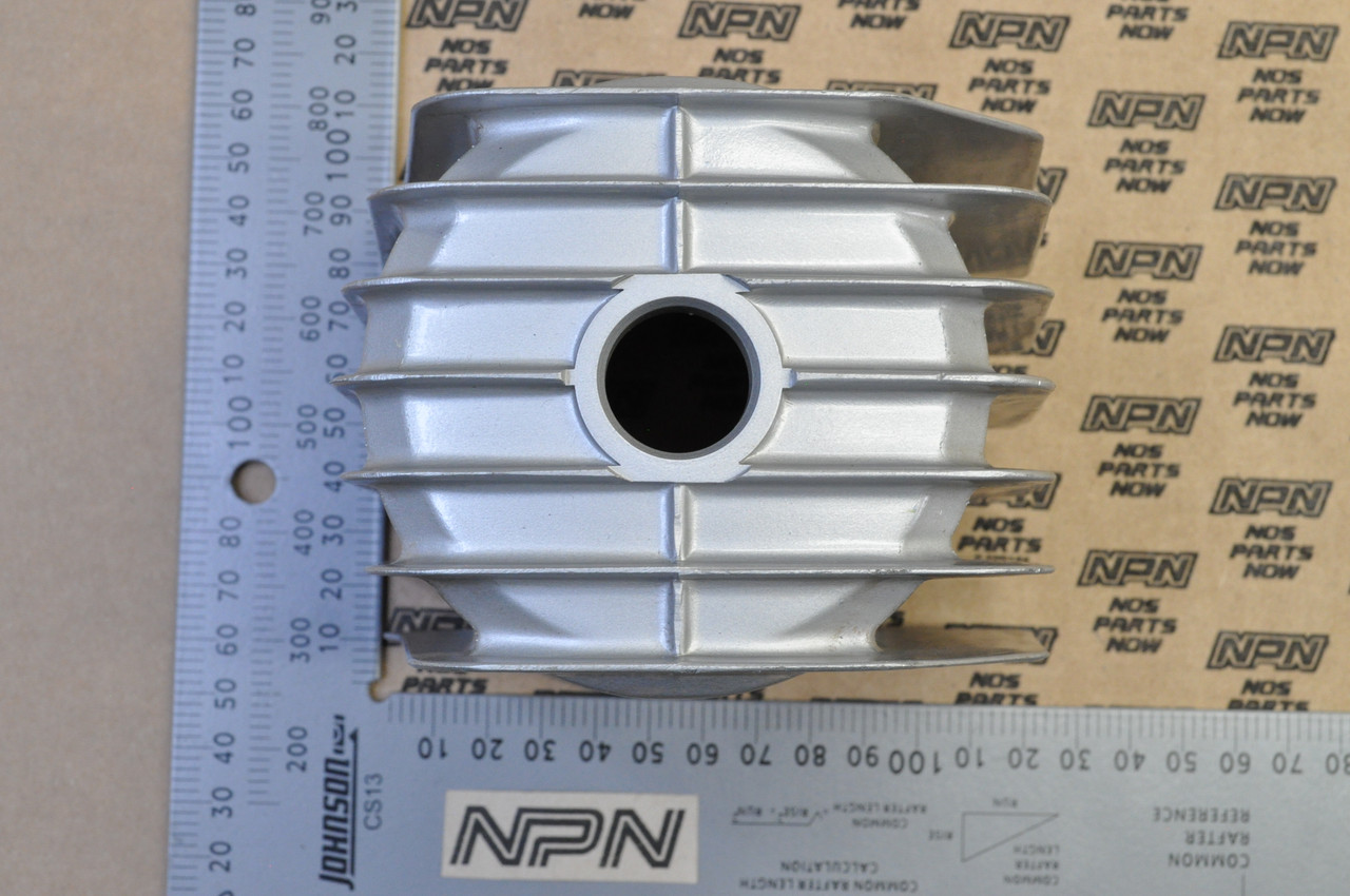 NOS Honda 1973-74 CB350 F Oil Filter Housing Cover Case 15411-333-000