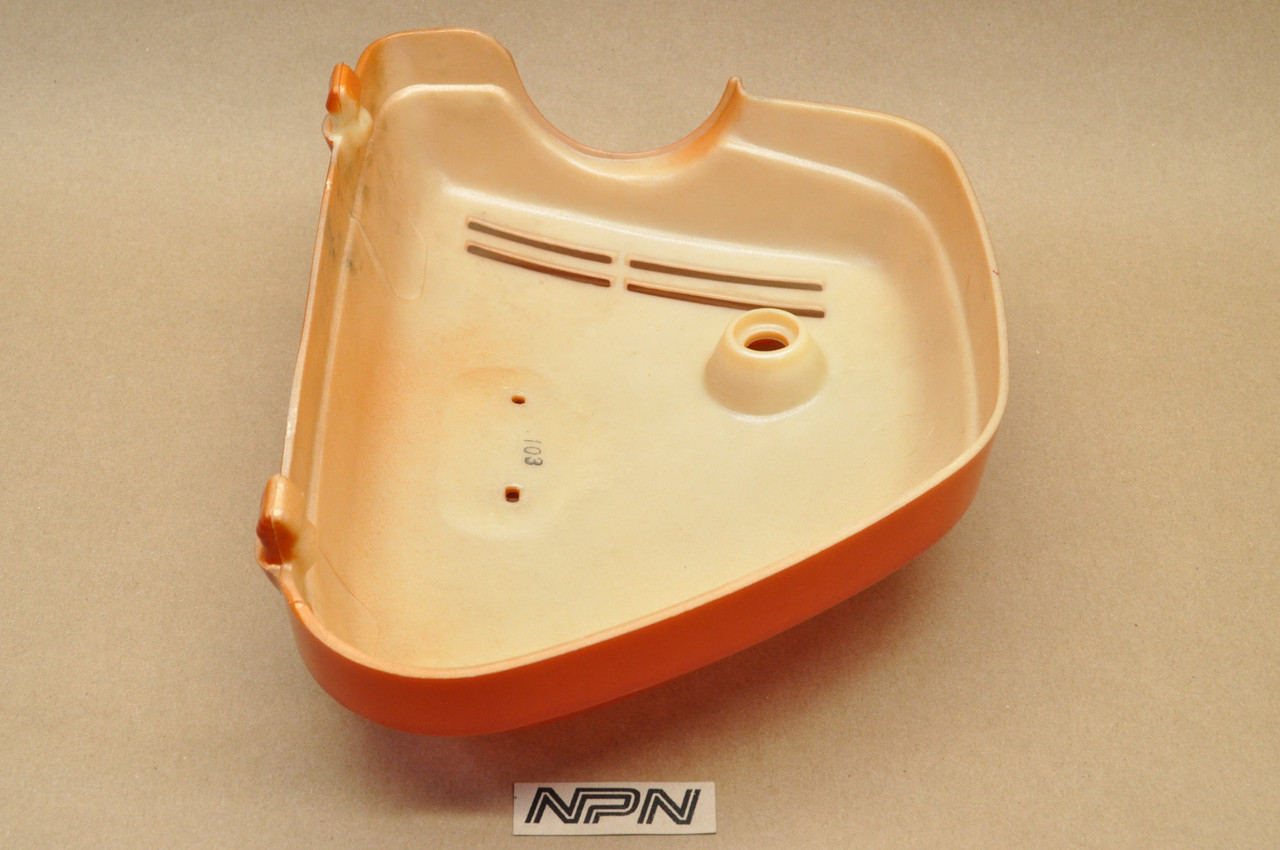 NOS Honda CL350 K2-K3 Orange Left Air Cleaner Side Cover Panel 17331-286-010 DD