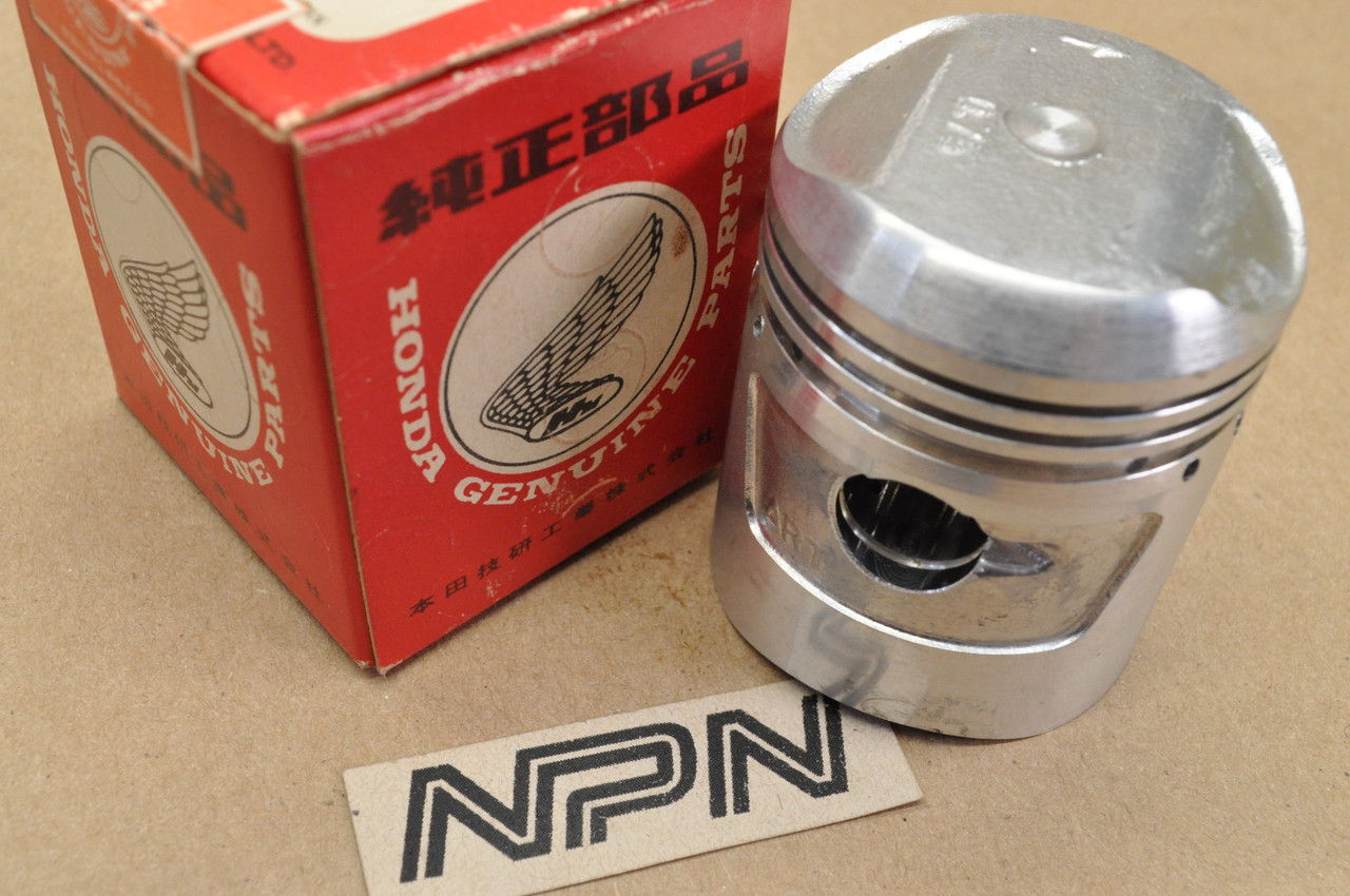 NOS Honda CL125 A SS125 A Piston .75 Oversize 13104-240-000