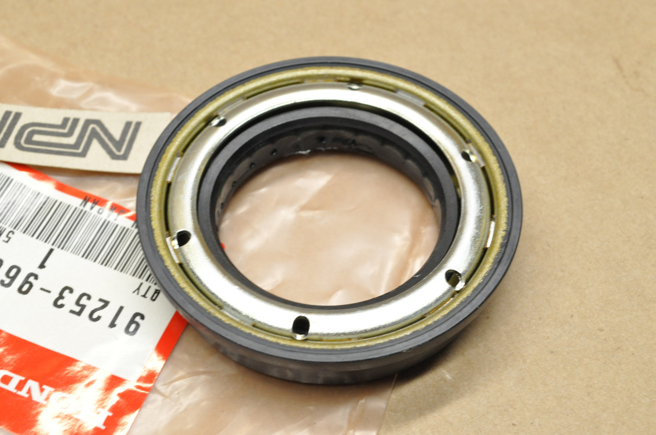 NOS Honda ATC110 ATC125 ATC200 TRX125 TRX200 Drum Cover Dust Seal 91253-968-005