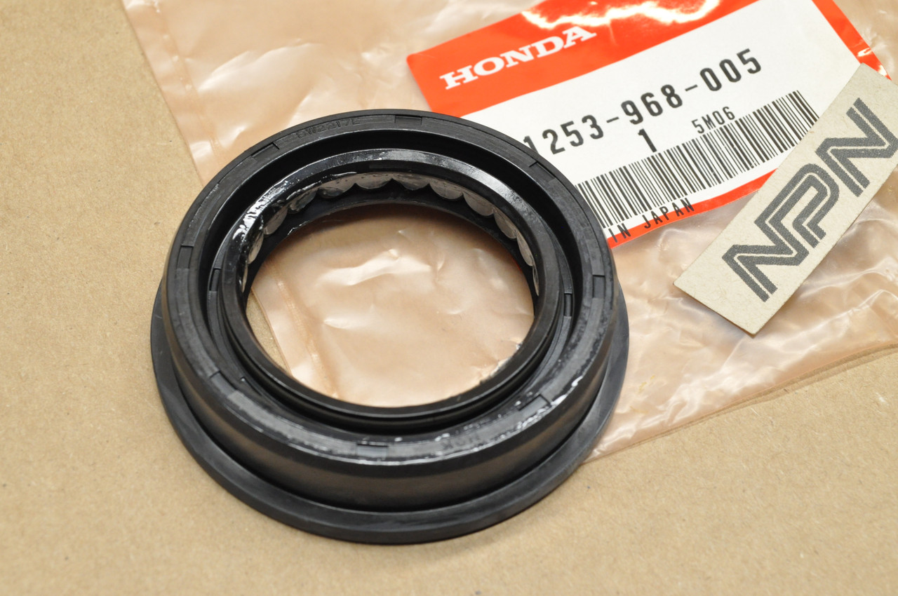 NOS Honda ATC110 ATC125 ATC200 TRX125 TRX200 Drum Cover Dust Seal 91253-968-005