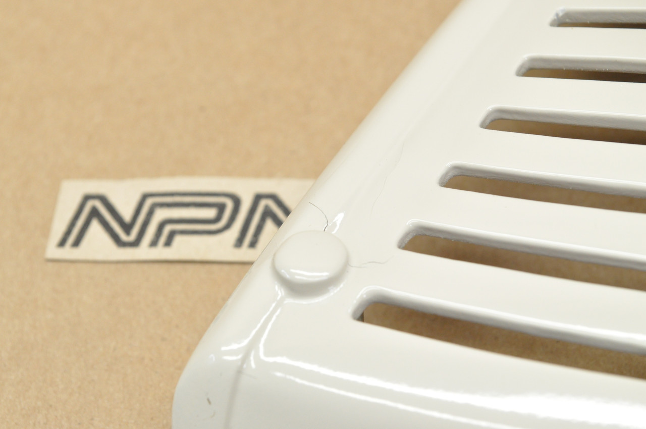 NOS Honda P50 Little Honda Ivory White Carburetor Side Cover B 17260-044-010 XL