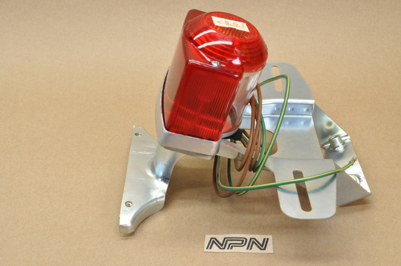 NOS Honda P50 Tail Light Lamp & License Plate Mount Bracket Assembly 33700-044-671
