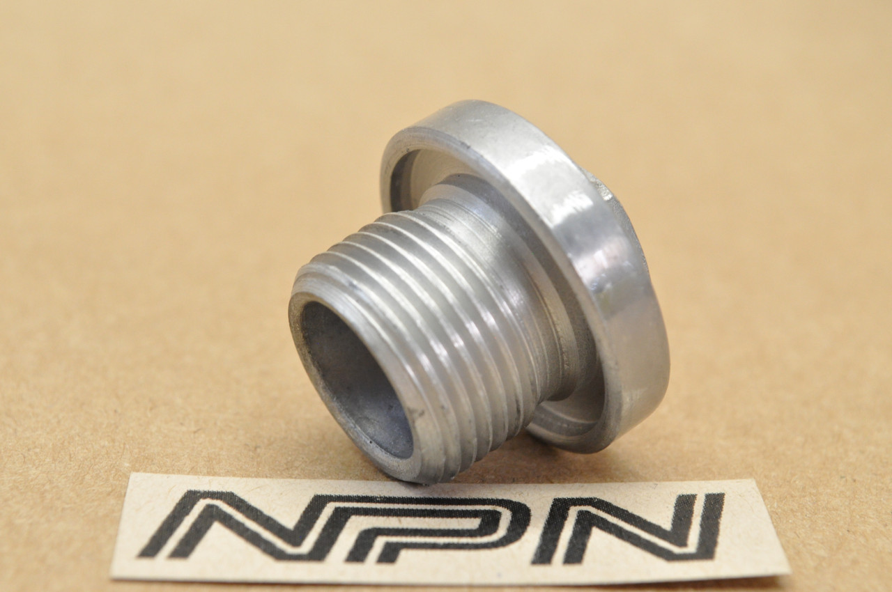 NOS Honda CB350 CB400 CB550 CB650 CB750 Crank Case Oil Path Cap B 15332-300-000