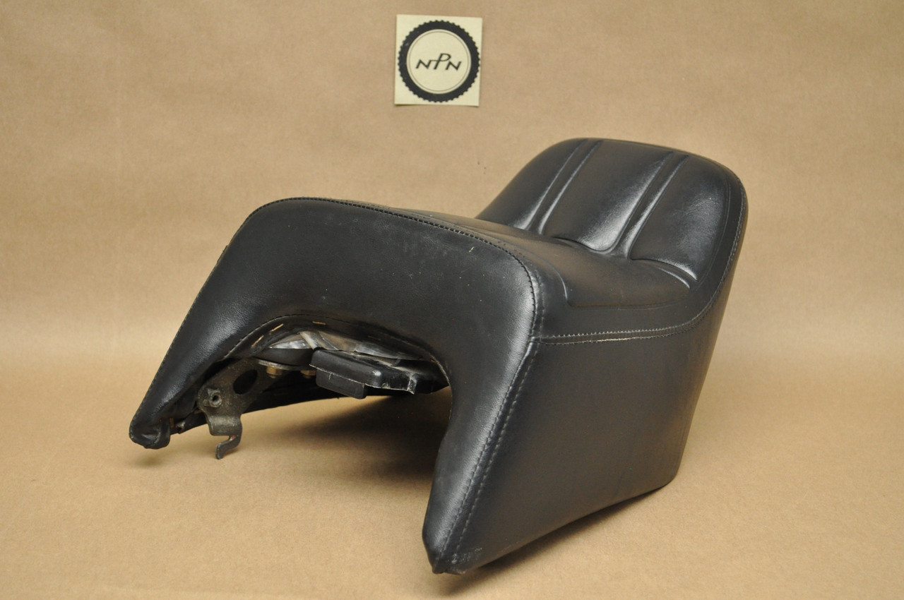 Vintage OEM Honda 1984 VF700 C Magna Rear Passenger Seat Cushion 77300-MB1-870
