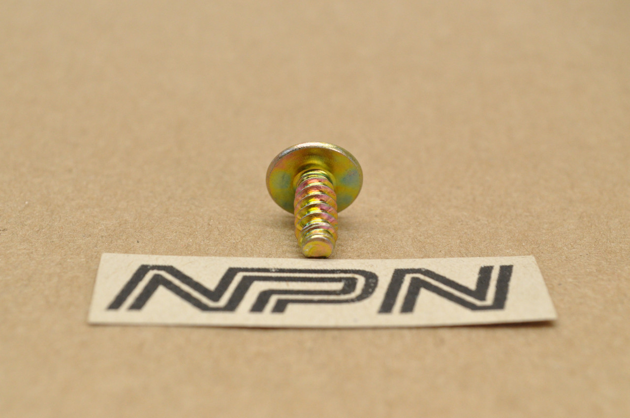 NOS Honda GL1200 GL1500 TRX200 TRX250 TRX90 VFR750 Tapping Screw 93903-25220
