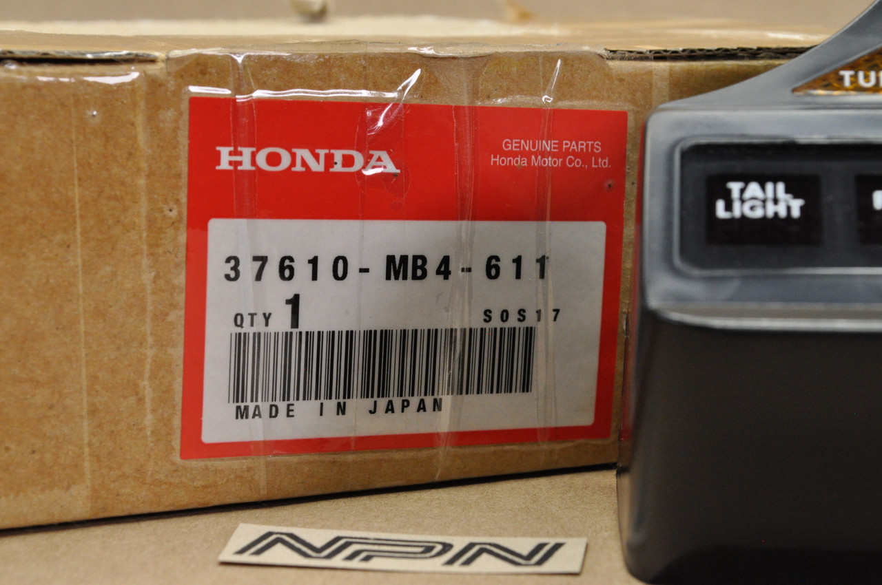 NOS Honda 1984-85 VF700 S Sabre Pilot Light Box Gauge Housing Case 37610-MB4-611