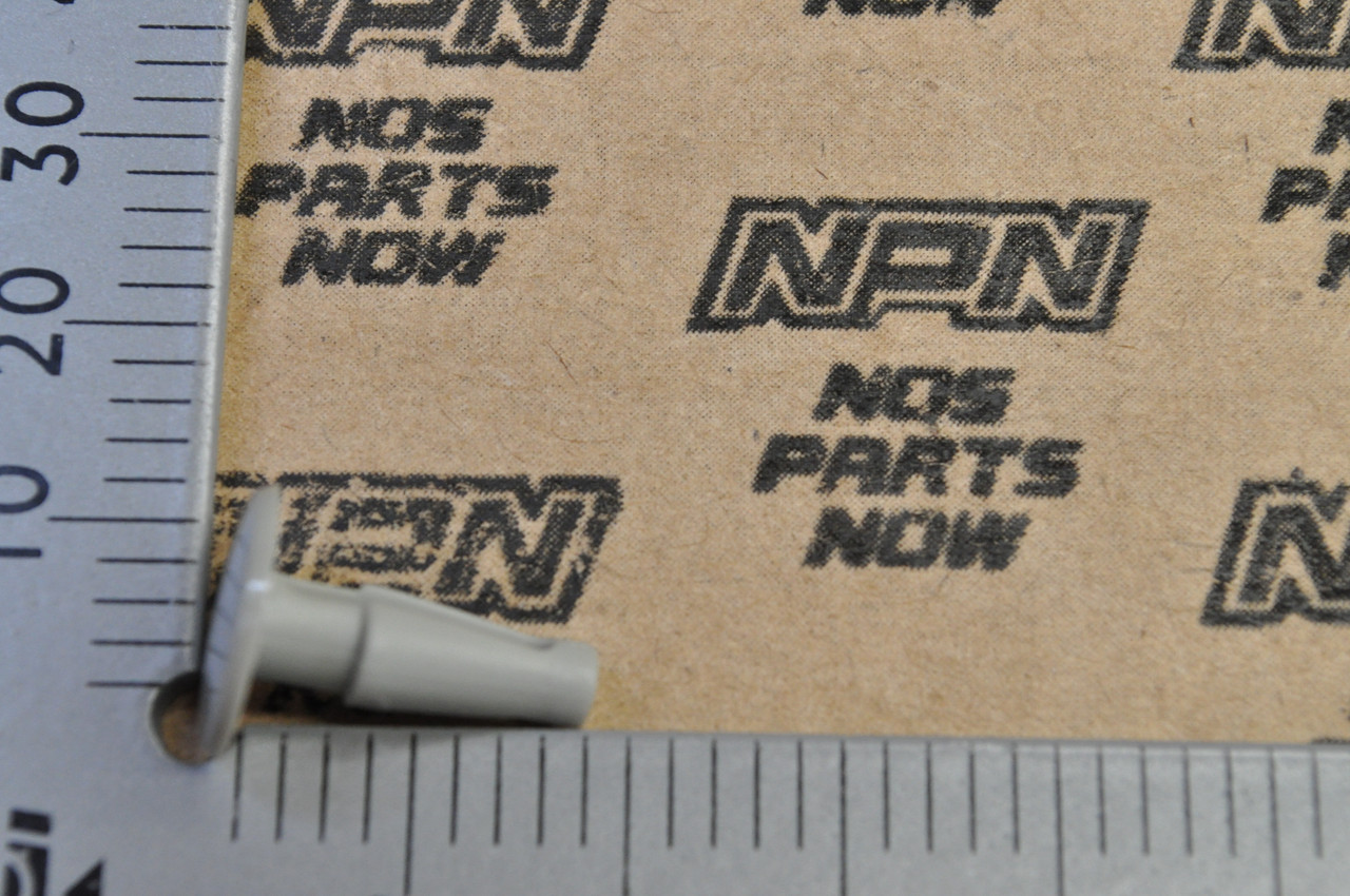NOS Honda 1984 CH125 1985-86 CH150 D Elite Lock Trim Clip 90672-671-003