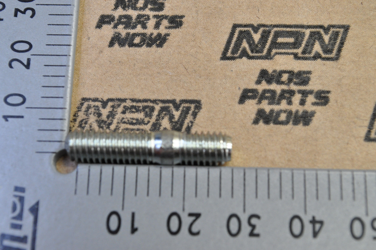 NOS Honda EZ90 MB5 NB50 NC50 NQ50 SA50 SE50 TG50 Stud Bolt 6x28 92700-06028-1B