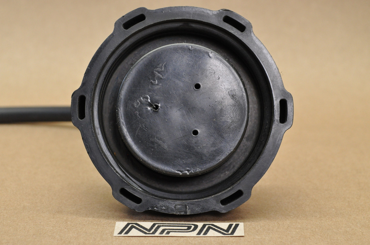 NOS Honda 1980 CR125 R CR250 R 1981 CR450 R Fuel Gas Filler Cap 17620-467-020