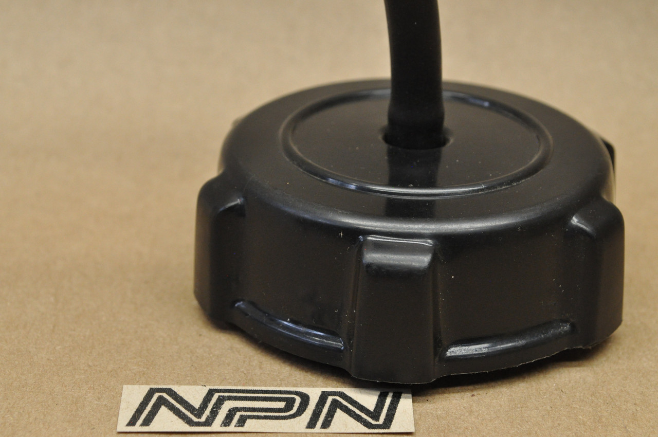 NOS Honda 1980 CR125 R CR250 R 1981 CR450 R Fuel Gas Filler Cap 17620-467-020