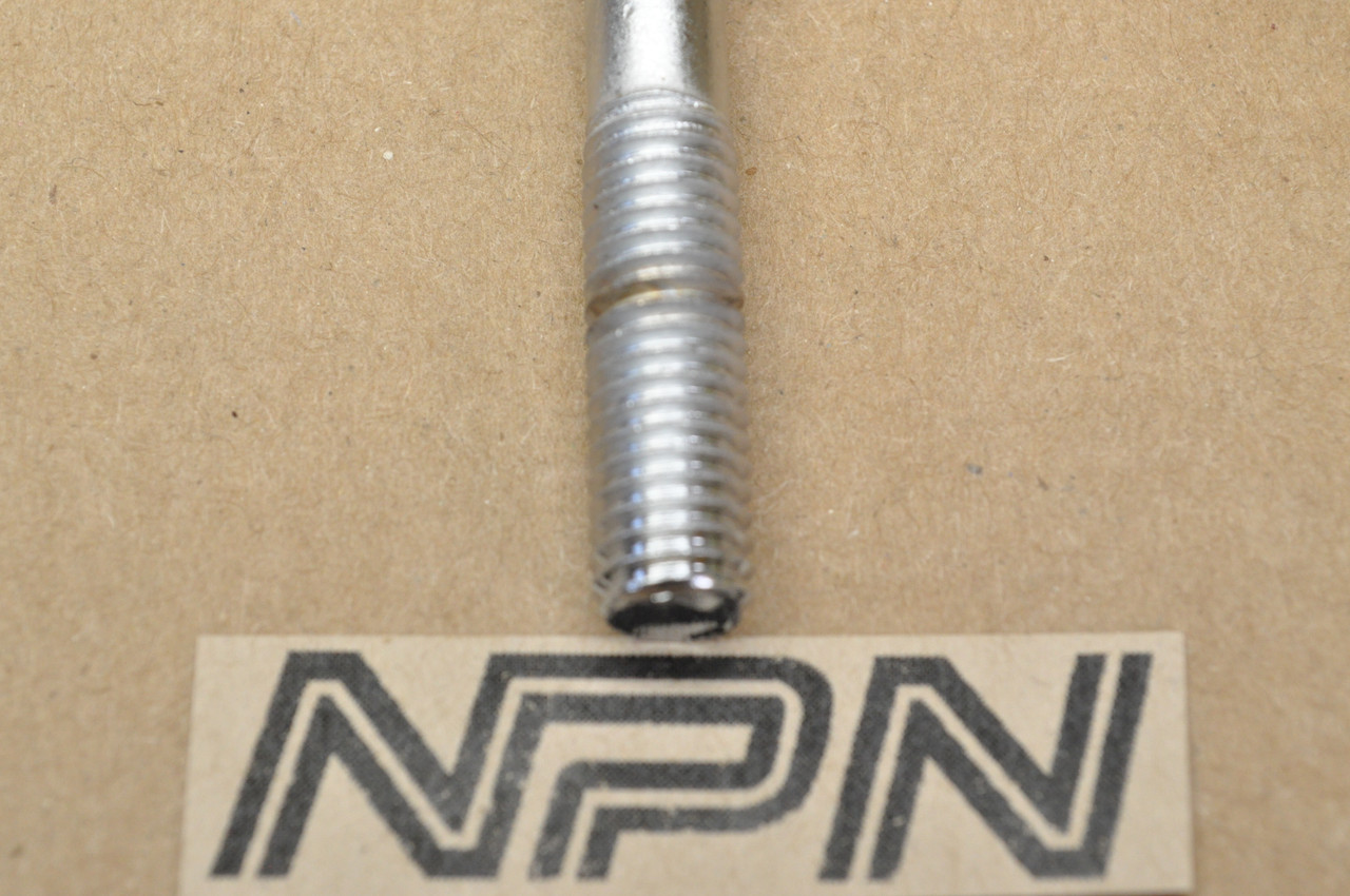 NOS Honda 1978-79 GL1000 Gold Wing Sissy Grab Bar Bumper Cap Bolt 92600-08040-0B