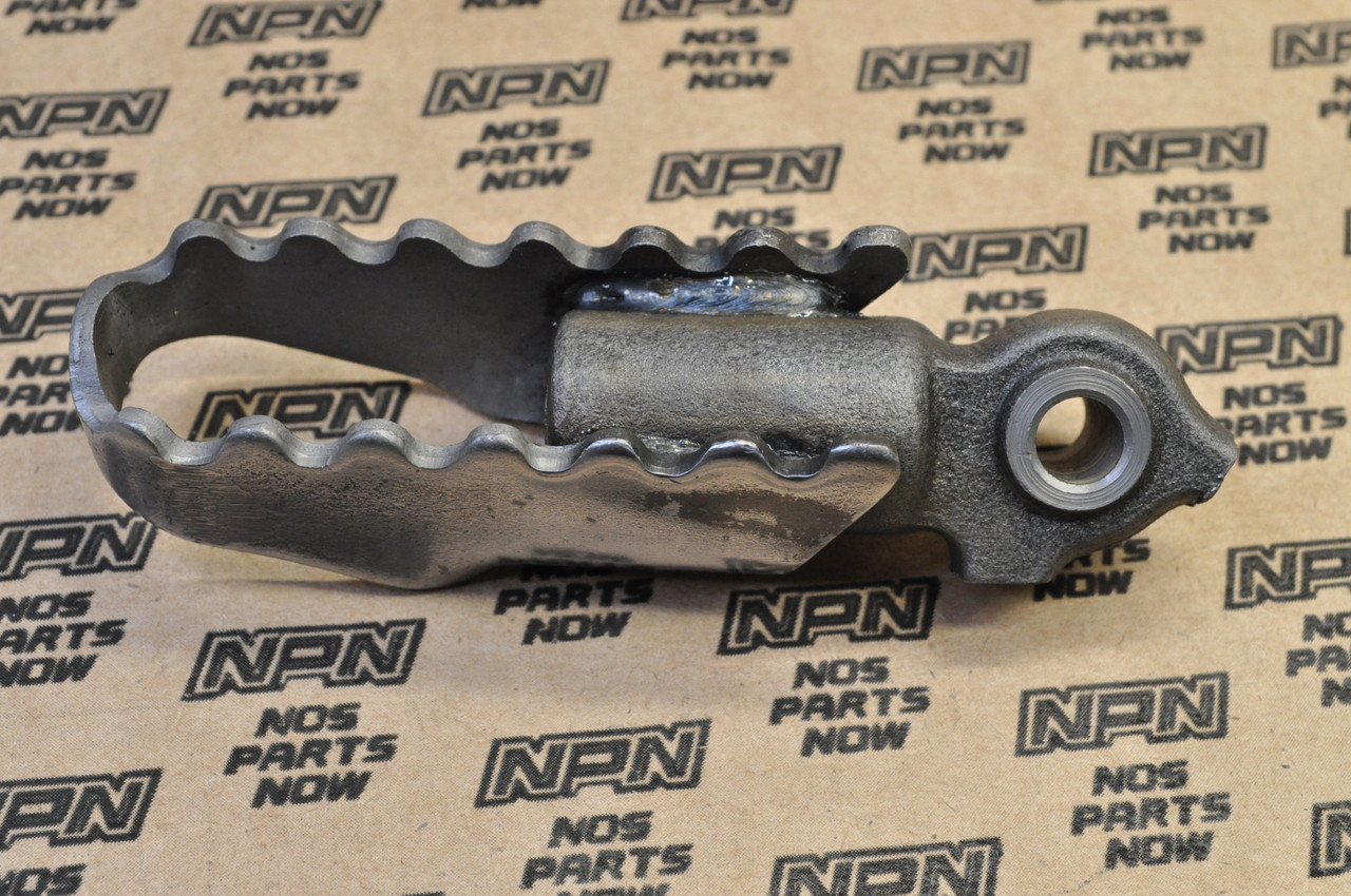 NOS Honda CT70 SL100 SL125 XL100 XL80 XR75 XR80 Foot Peg Rest Step 50616-110-790