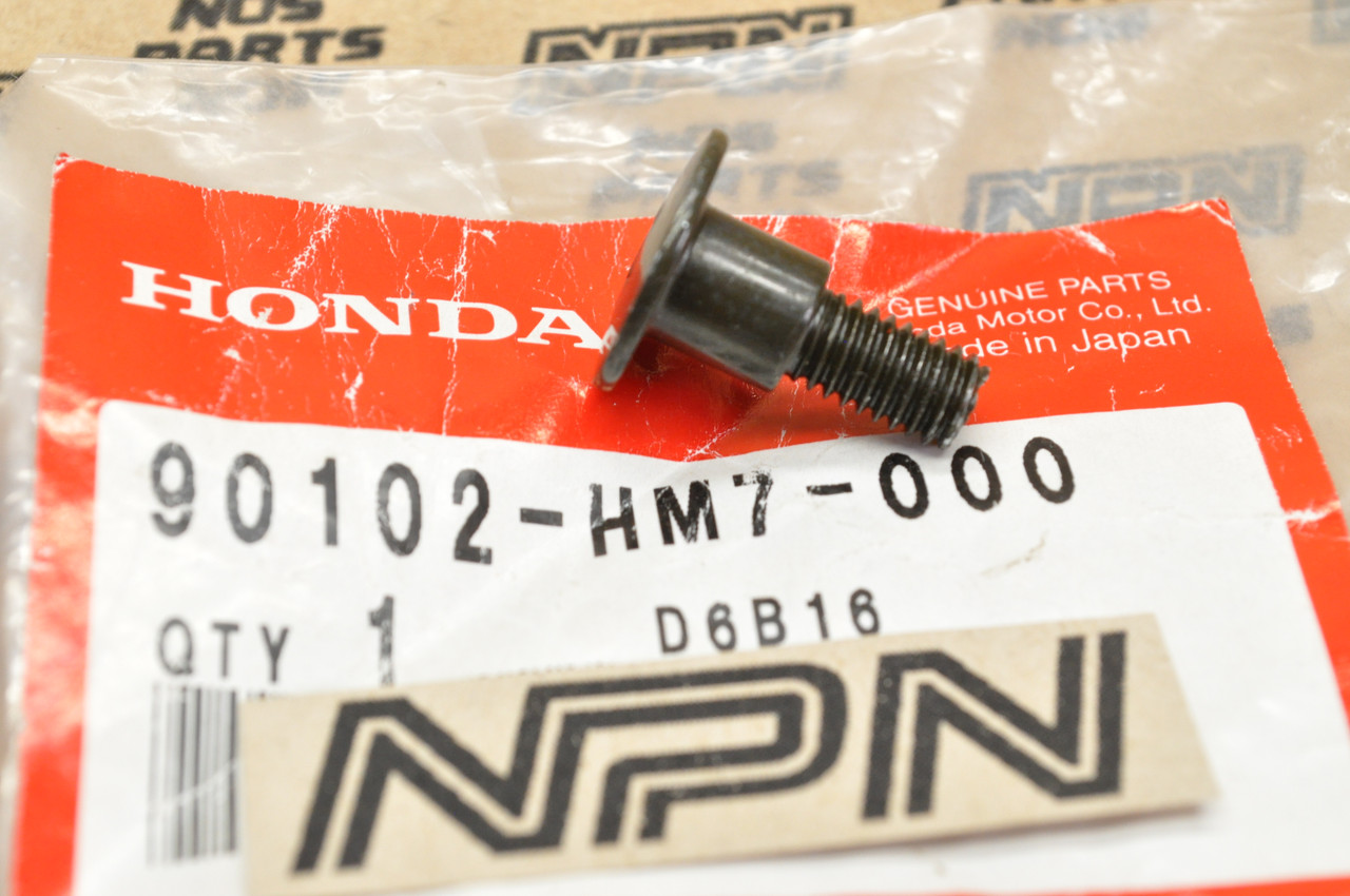 NOS Honda TRX250 Recon TRX400 EX TRX400FW TRX450 Fender Screw 90102-HM7-000