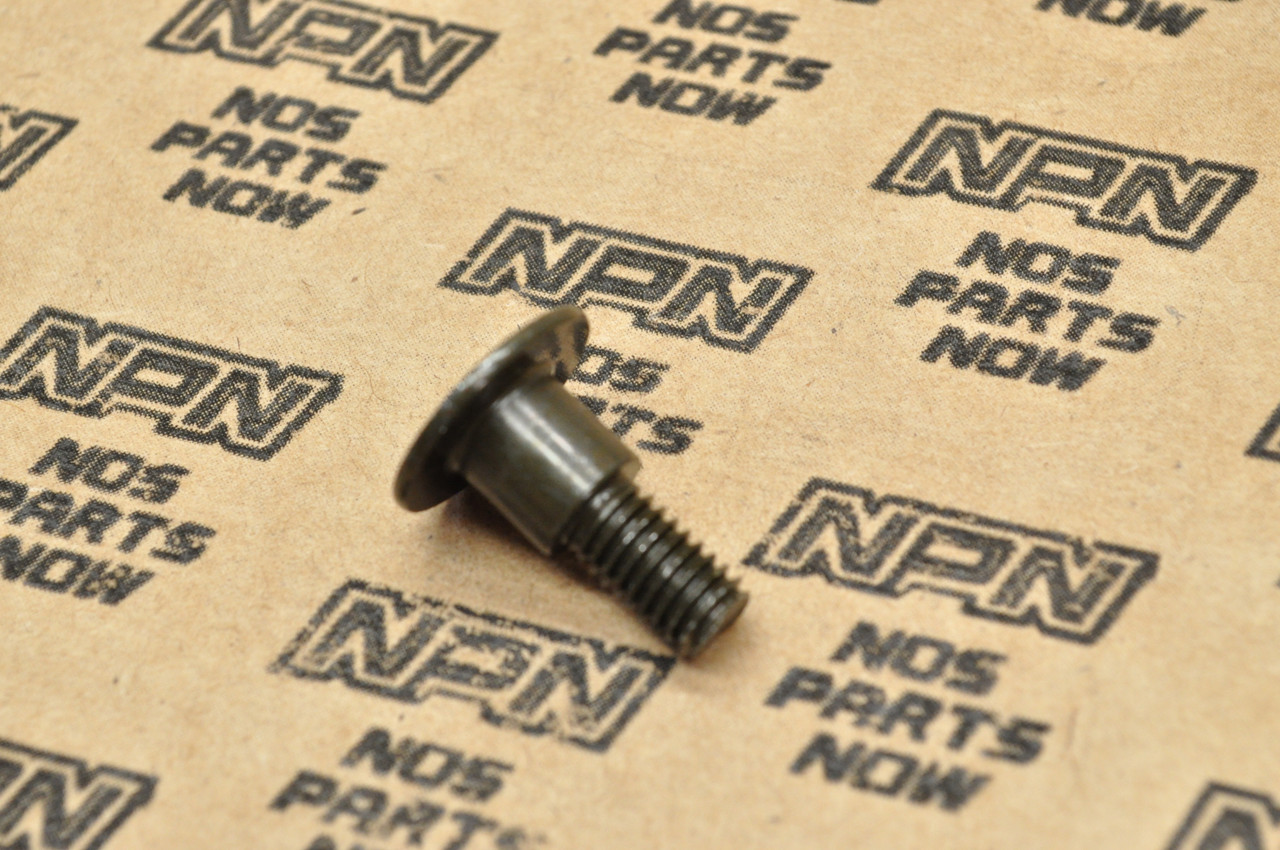 NOS Honda TRX250 Recon TRX400 EX TRX400FW TRX450 Fender Screw 90102-HM7-000