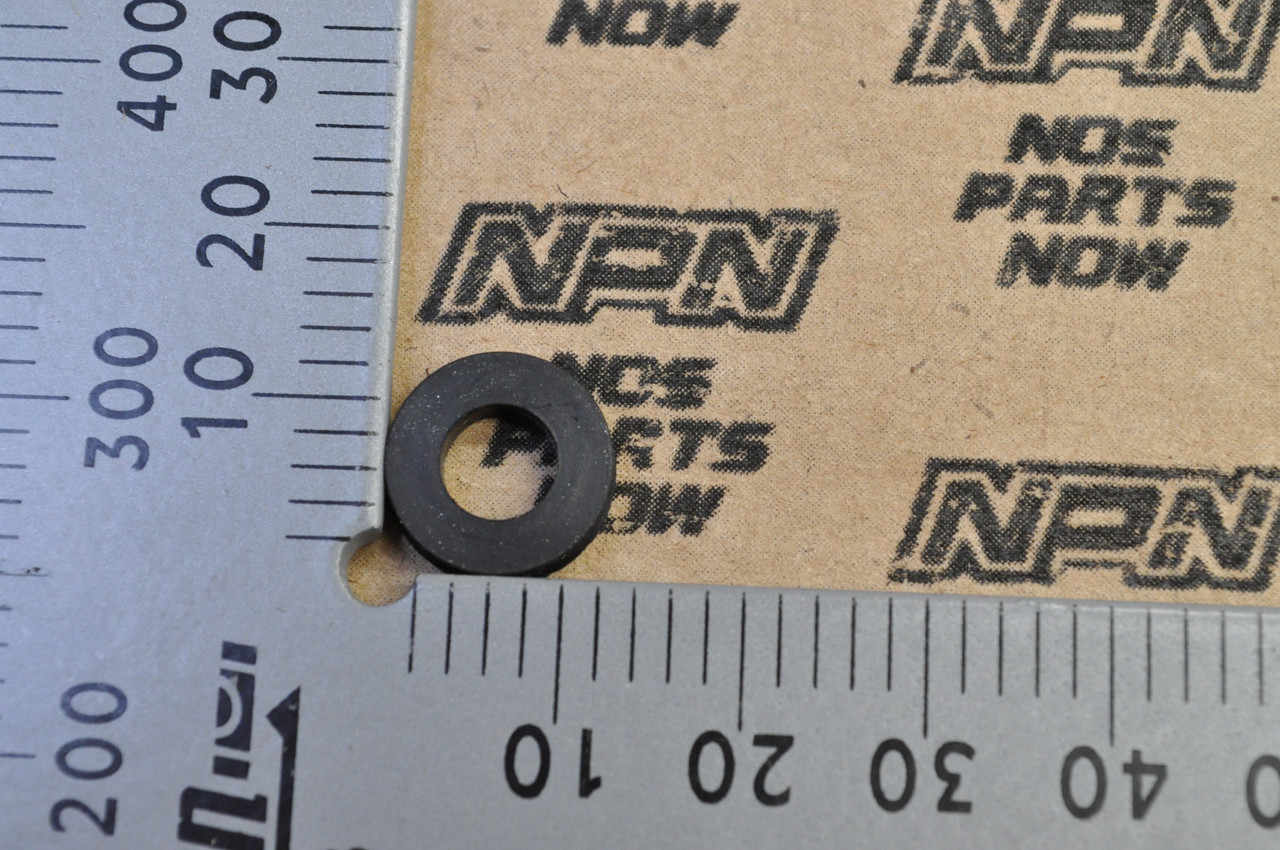 NOS Honda 1990-2000 GL1500 Gold Wing Brake Stop Light Rubber 91423-MT8-770