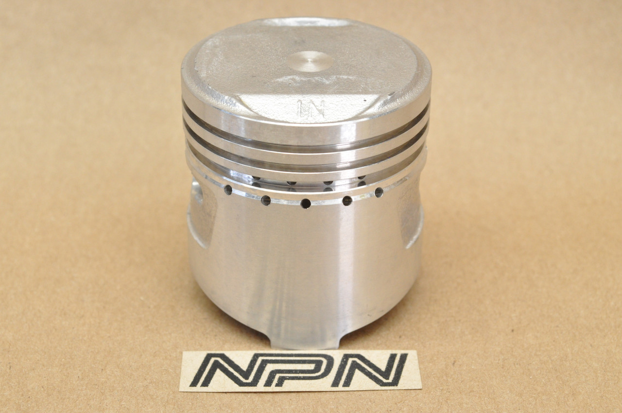 NOS Honda CB100 K0-K1 CL100 K0-K1 CL100S Standard Size Piston 13101-107-710
