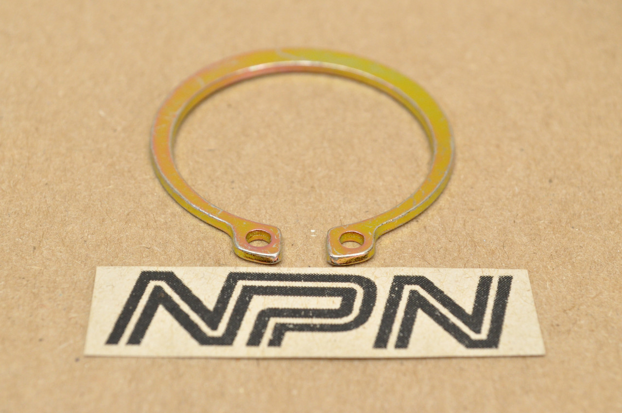 NEW OEM Honda SXS1000 SXS700 TRX350 TRX450 TRX500 TRX680 Circlip 94514-34000