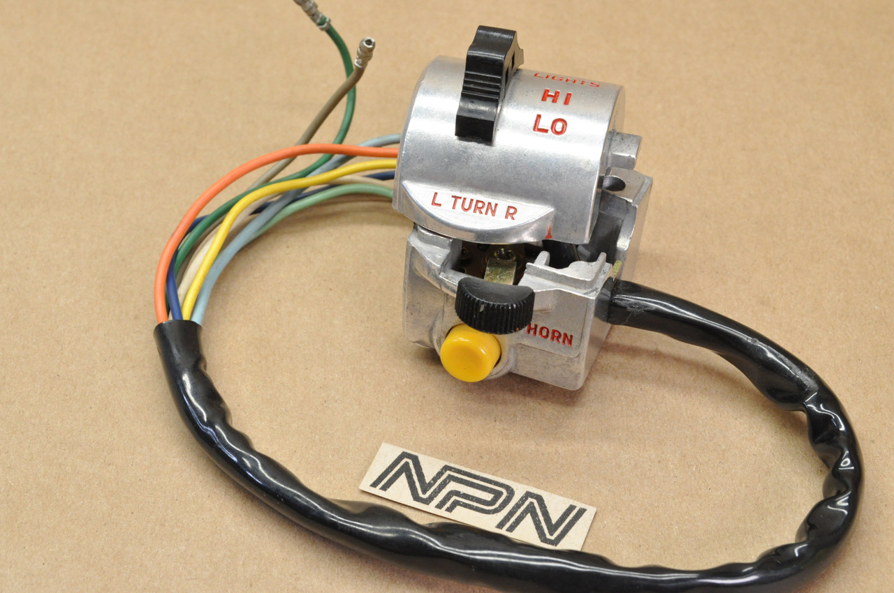 NOS Honda 1980-81 C70 Passport Horn Light Hi Lo Turn Signal Switch 35200-174-672