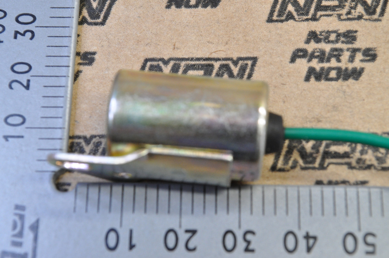 NOS Honda CB550 F CB500 CB750 K0-1978 Ignition Condenser 30250-300-005