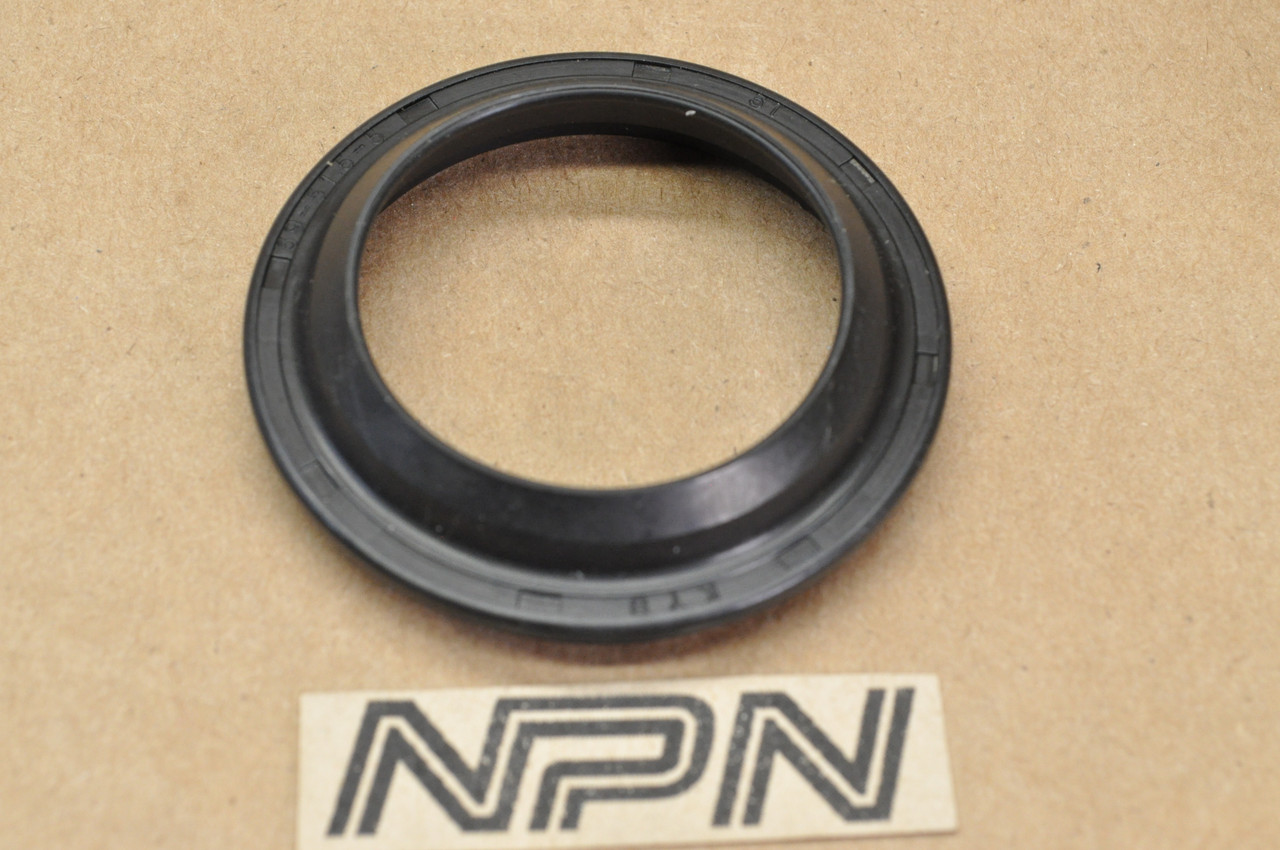 NOS Honda 1984-86 CB700 SC Nighthawk Front Fork Seal Set 51490-MJ1-671