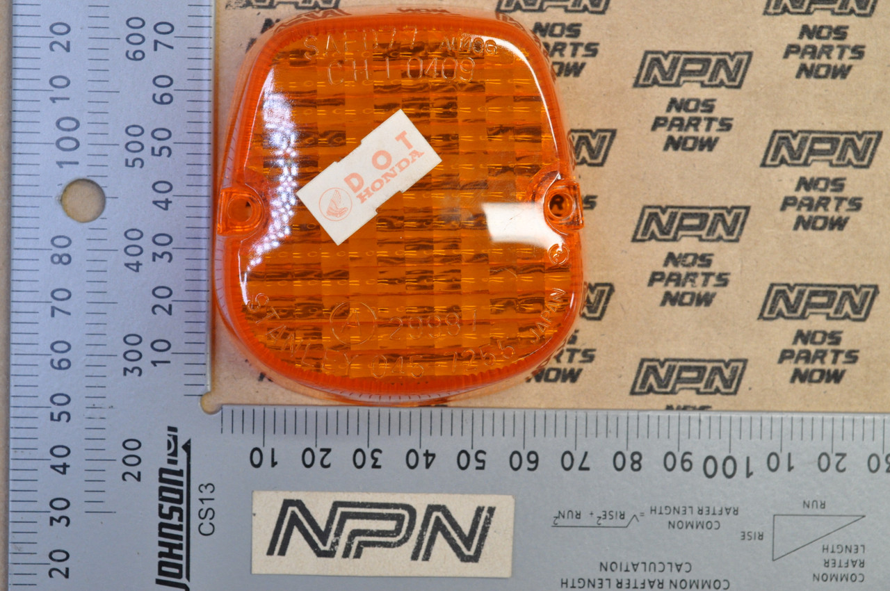 NOS Honda FT500 XL125 XL185 XL250 XL500 Turn Signal Lens 33402-428-671