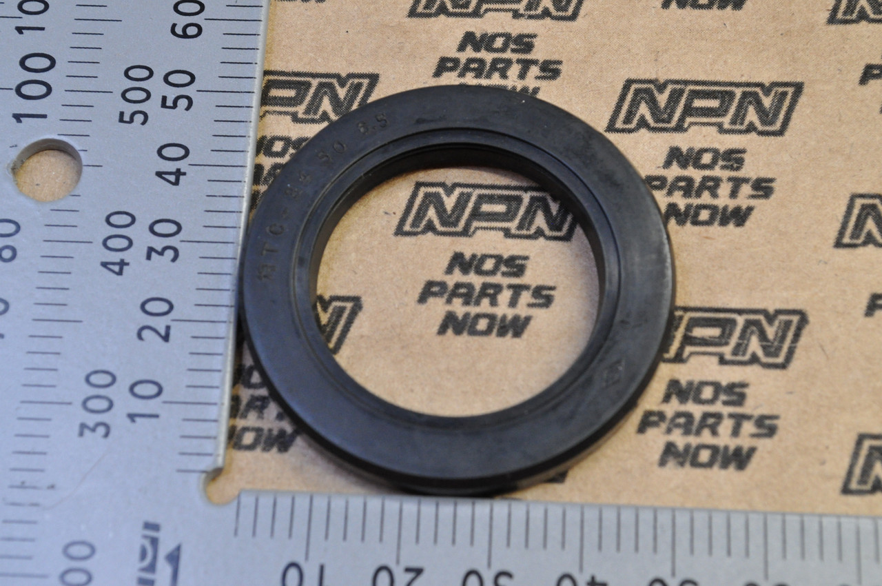 NOS Honda CB92 Front Wheel Panel Oil Seal 34x50x6.5 90752-205-000