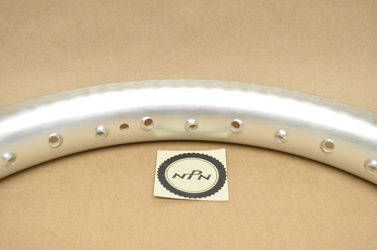 NOS Yamaha 1995-98 YZ125 Racing DID Rear Wheel Rim 19x1.85 94418-19537-00