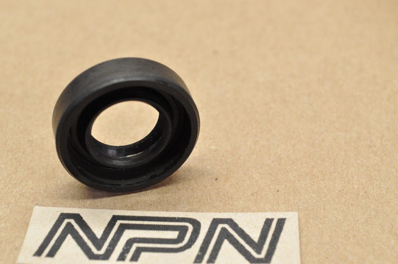 NOS Honda CA200 CB750 CT90 S90 SL90 ST90 THO Kick Start Oil Seal 91203-023-020
