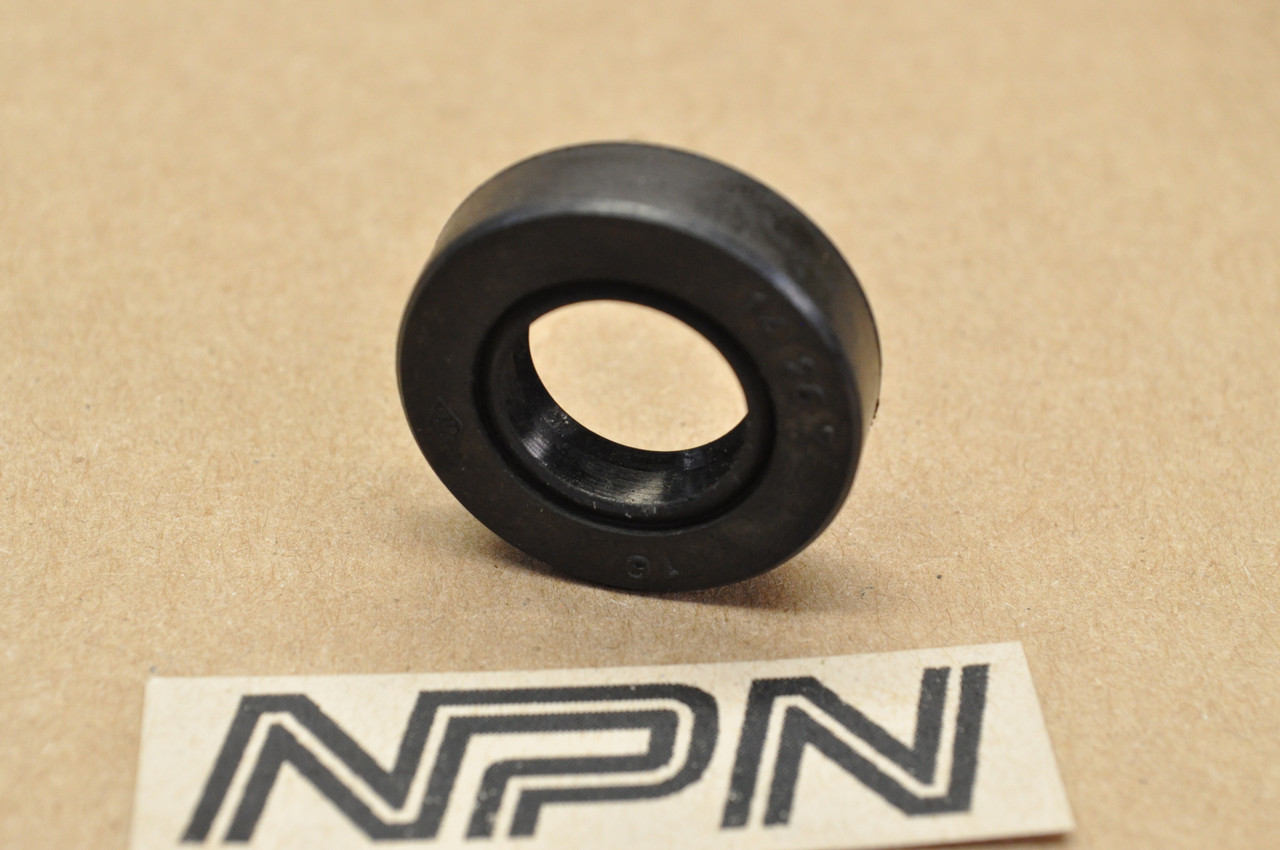 NOS Honda CA200 CB750 CT90 S90 SL90 ST90 THO Kick Start Oil Seal 91203-023-020