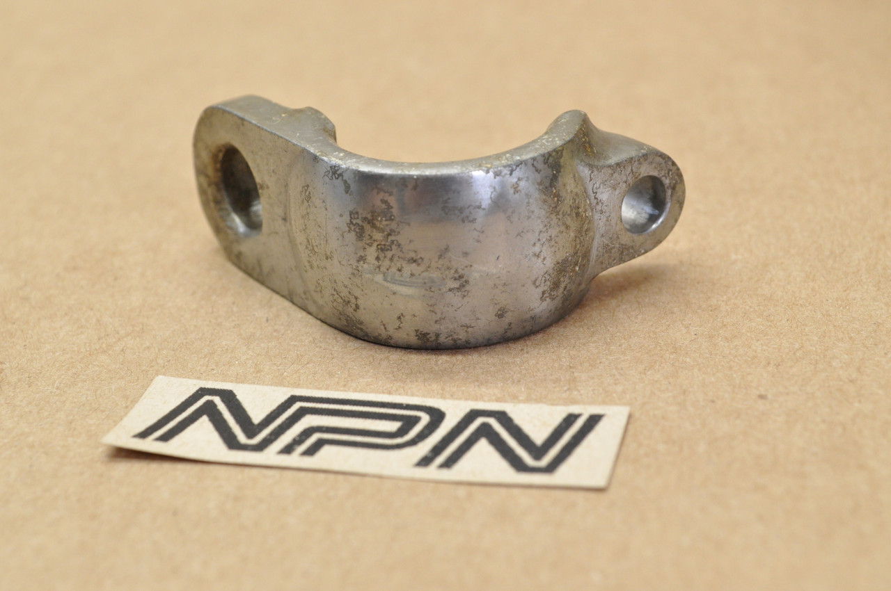 NOS Honda CA95 CA72 CA77 Upper Mirror Bracket 88131-257-810