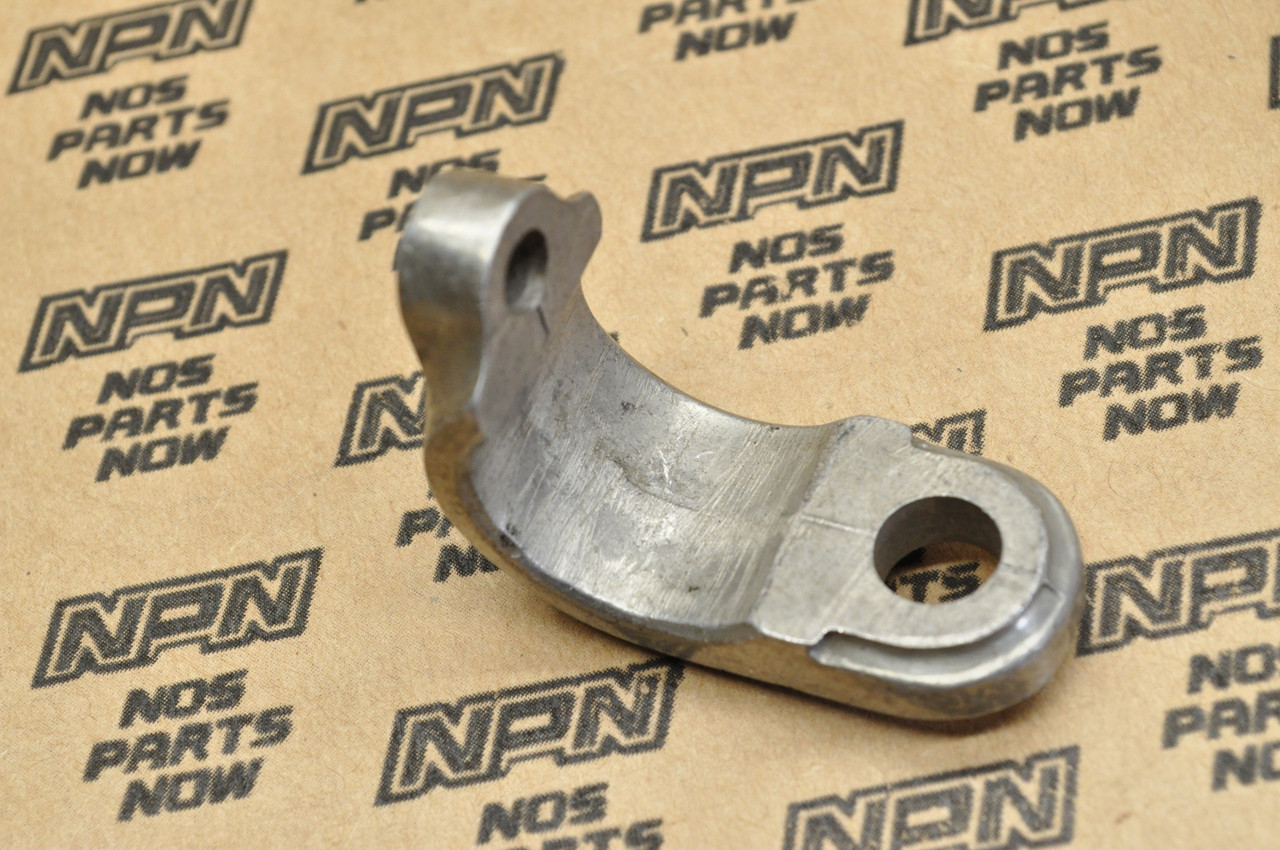 NOS Honda CA95 CA72 CA77 Upper Mirror Bracket 88131-257-810